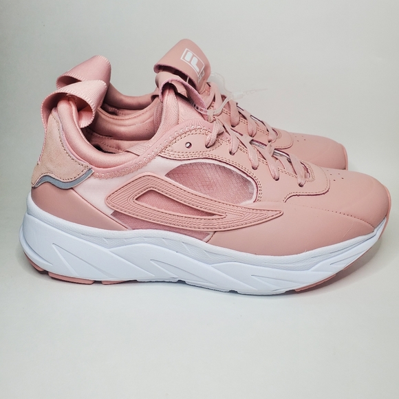 FILA AMORE LOW TRAINERS RUNNING SPORT SNEAKERS WOMEN SHOES PINK/WHITE SIZE 10 - Picture 2 of 13
